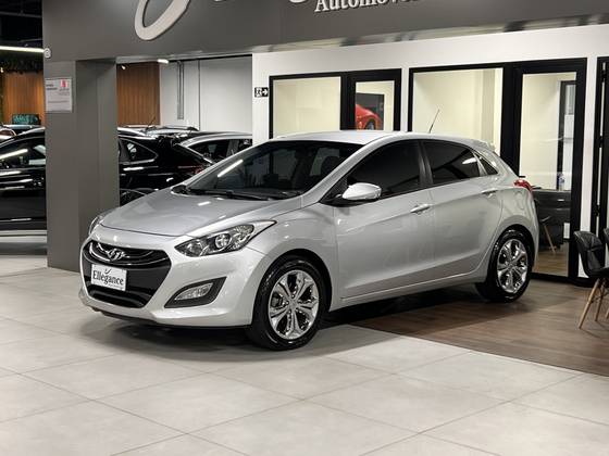 HYUNDAI I30 1.8 MPI 16V GASOLINA 4P AUTOMATICO HYUNDAI I30 1.8 MPI 16V GASOLINA 4P AUTOMATICO